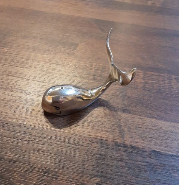 Basic Spirit Whale Ring Holder