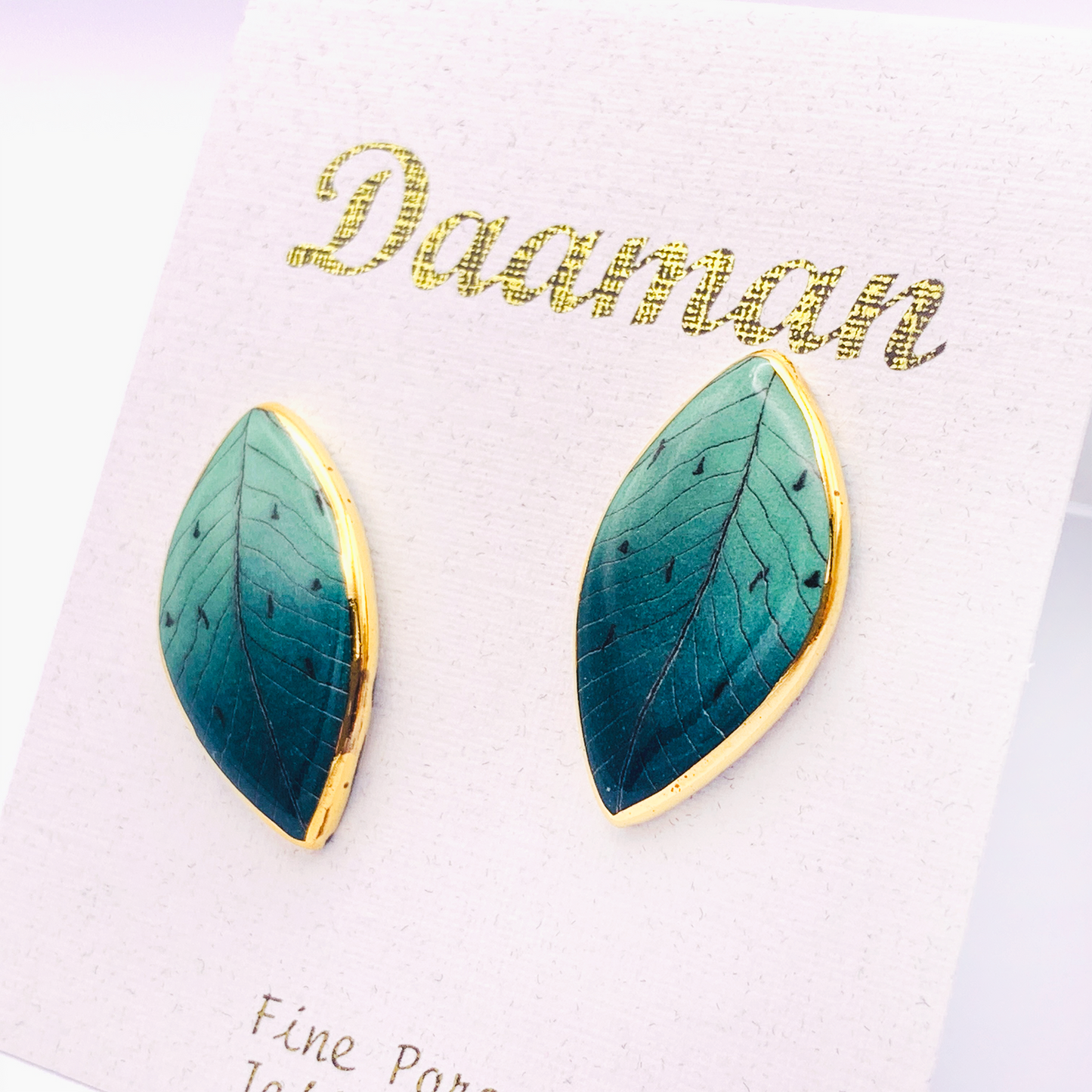 Green Leaf, Post Earring