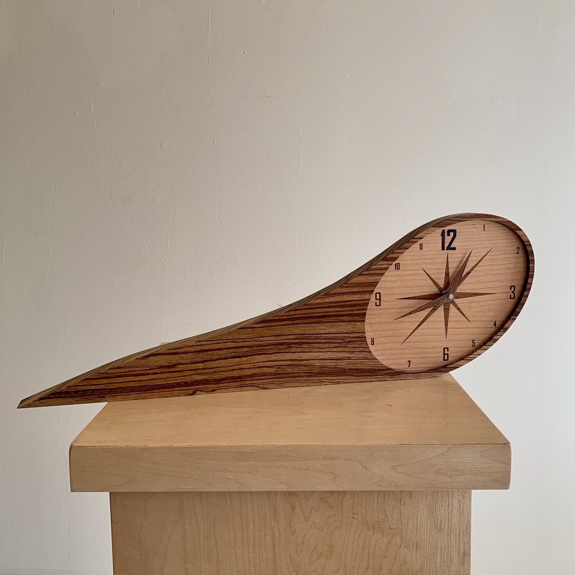 Modern Making Desk Clock 18A-6