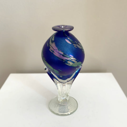 Callhan Mountain Oil Lamp in Cobalt Swirl
