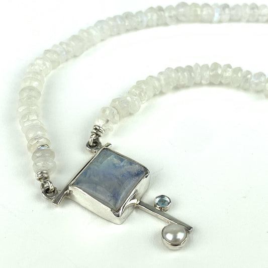 N566 Moonstone w/ FW Pearls,Blue Topaz