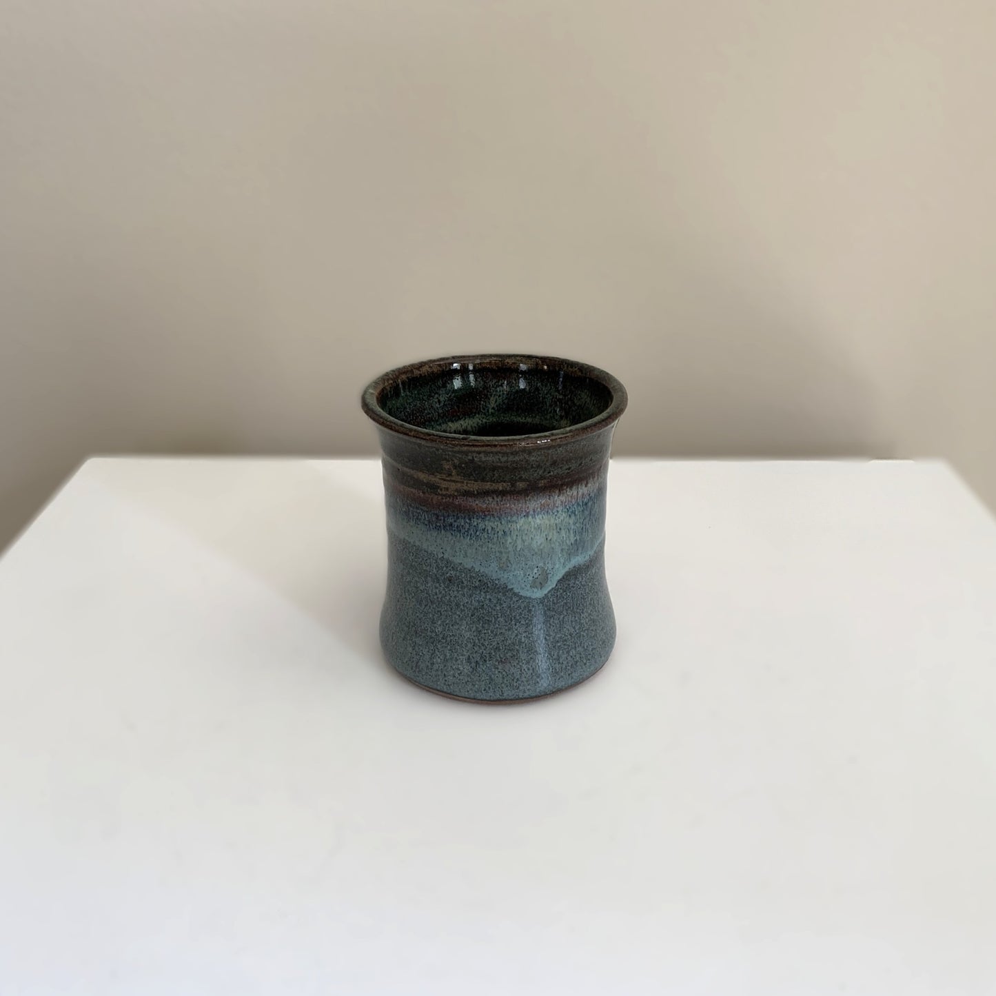 Salvaterra Pottery Bath Tumbler Waterfall