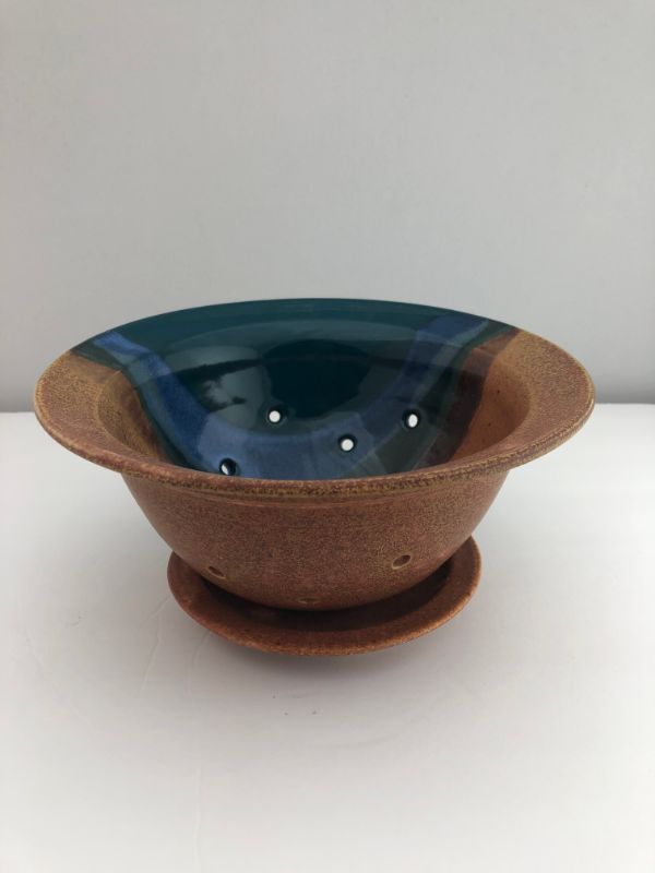 Sunset Canyon Berry Bowl w/Tray Pheasant Ridge-DISC